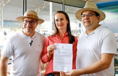 Governador anuncia retomada de obra em estrada para escoamento de grãos em Uruçuí